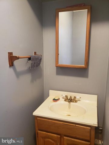 619 N LINCOLN, Wilmington, DE 19805