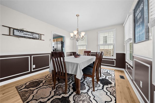 1335 Maplewood Cir, South Strabane, PA 15301