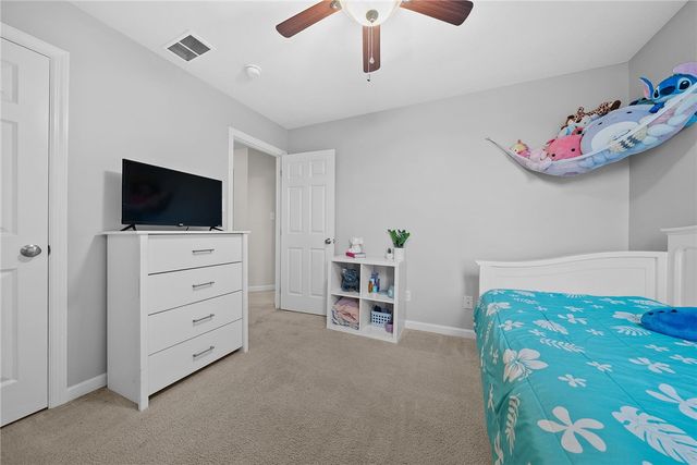 1335 Maplewood Cir, South Strabane, PA 15301