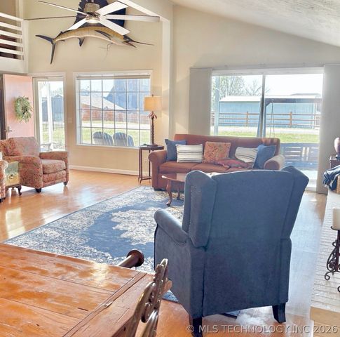 1498 Wagon Train Road, Kingston, OK 73439