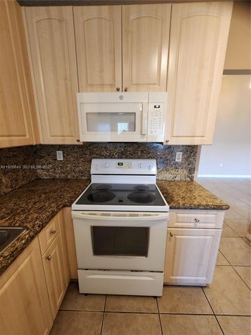 1580 NE 35th Ave 0, Homestead, FL 33033