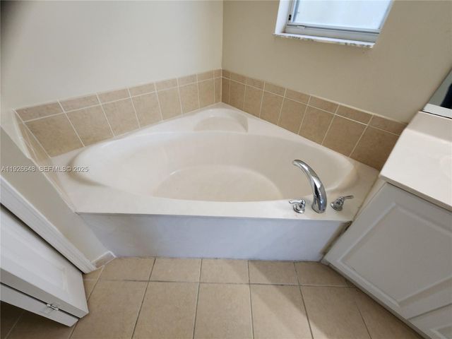 1580 NE 35th Ave 0, Homestead, FL 33033