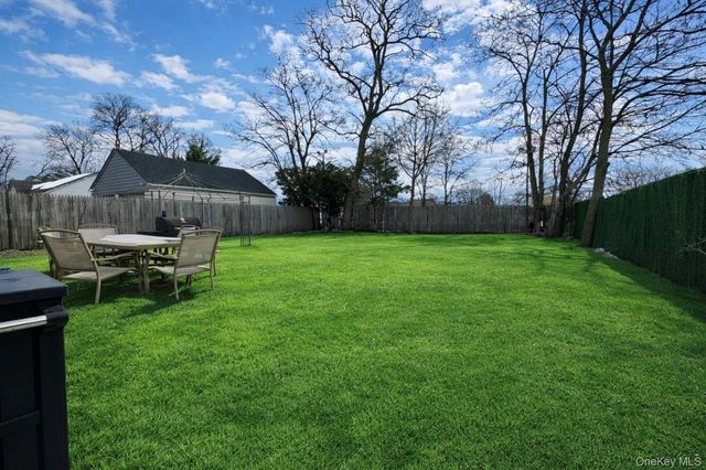 99 Jerusalem Avenue 2, Hicksville, NY 11801