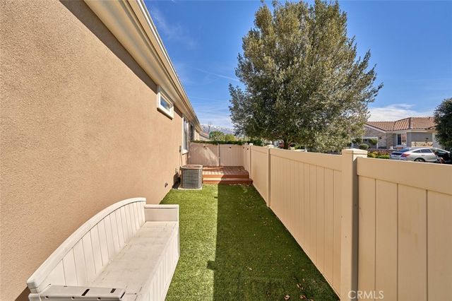 1143 Saguaro Road, Beaumont, CA 92223