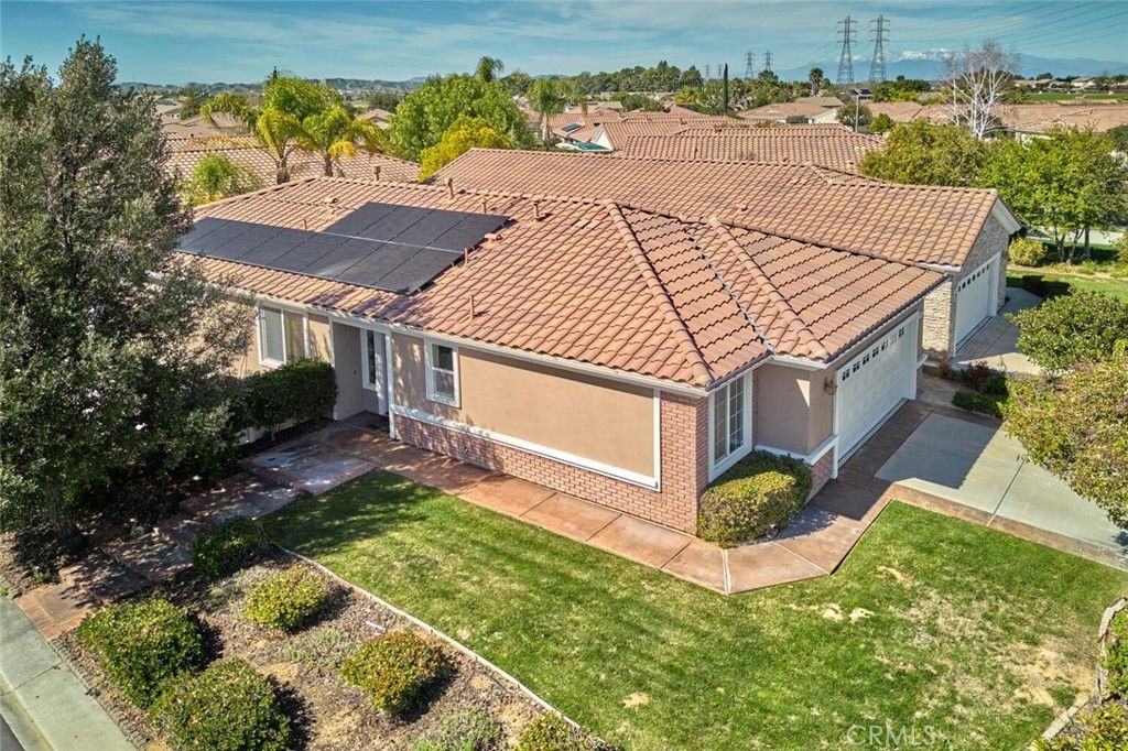 Image 3 of property listing at 1143 Saguaro Road, Beaumont, CA 92223