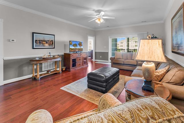 4827 Magnolia Lake Dr Apt 304, Myrtle Beach, SC 29577