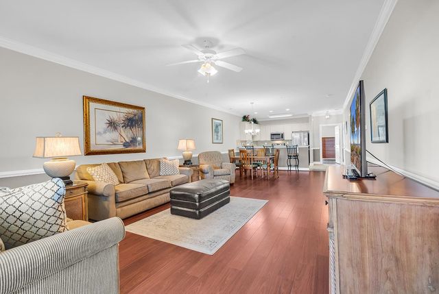 4827 Magnolia Lake Dr Apt 304, Myrtle Beach, SC 29577