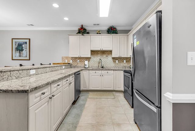 4827 Magnolia Lake Dr Apt 304, Myrtle Beach, SC 29577