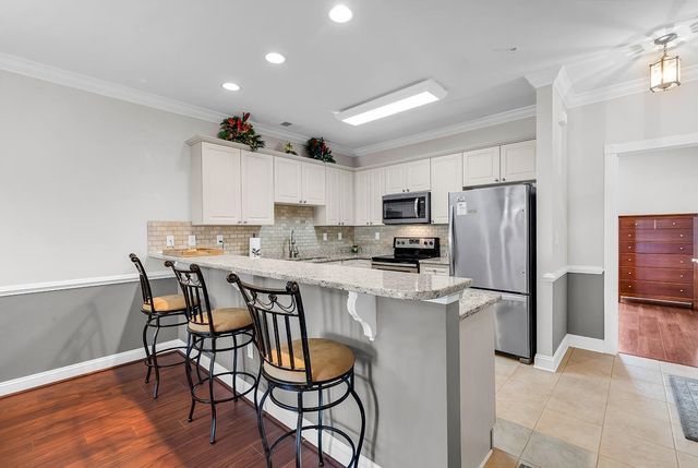 4827 Magnolia Lake Dr Apt 304, Myrtle Beach, SC 29577