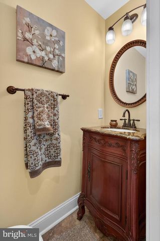 7 HERITAGE HILL DR, Sicklerville, NJ 08081