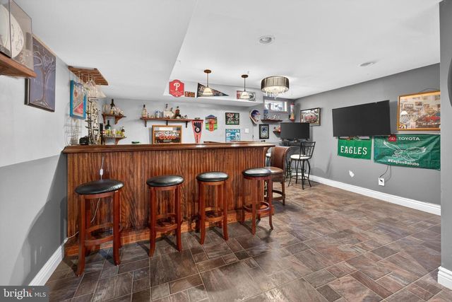 7 HERITAGE HILL DR, Sicklerville, NJ 08081