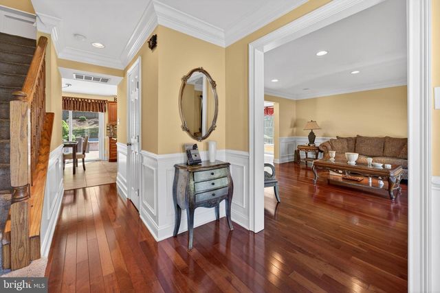 7 HERITAGE HILL DR, Sicklerville, NJ 08081