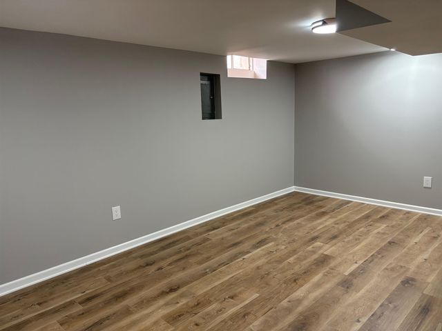 1427 N Community Dr, Derby, KS 67037