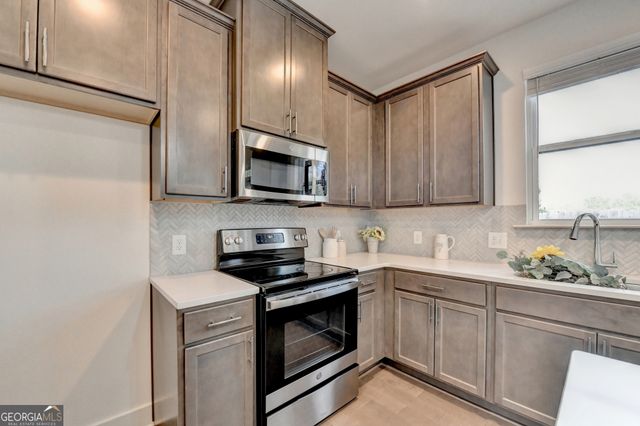 207 N Auburn Landing Place, Auburn, GA 30011