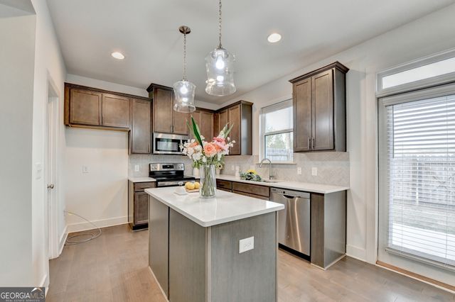 207 N Auburn Landing Place, Auburn, GA 30011