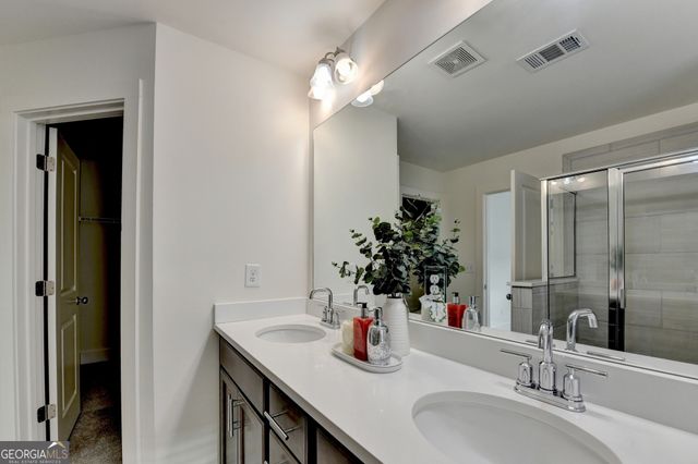 207 N Auburn Landing Place, Auburn, GA 30011