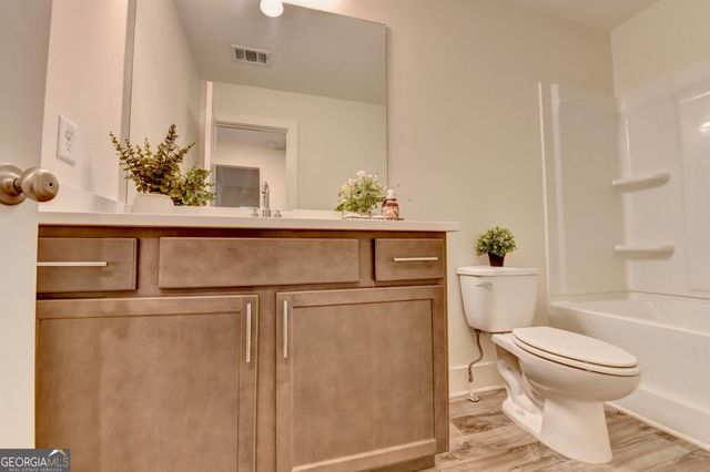 207 N Auburn Landing Place, Auburn, GA 30011
