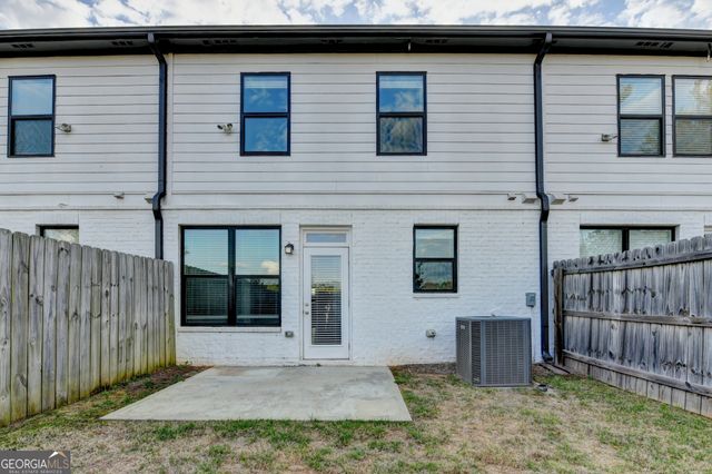 207 N Auburn Landing Place, Auburn, GA 30011
