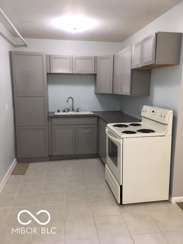 118 N Clay Street, Mooresville, IN 46158