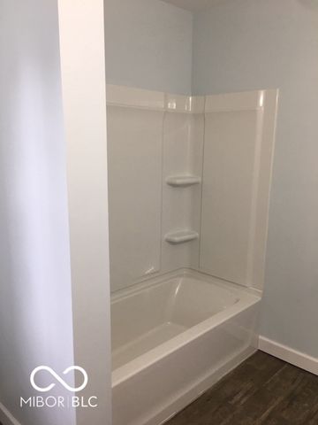 118 N Clay Street, Mooresville, IN 46158
