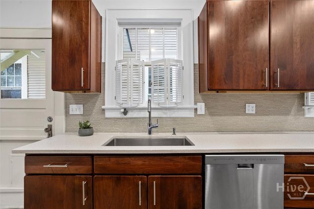 721 E 49th Street, Savannah, GA 31405