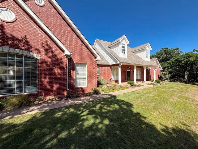 23505 E Waterloo Road, Luther, OK 73054