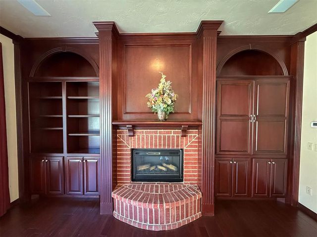 23505 E Waterloo Road, Luther, OK 73054