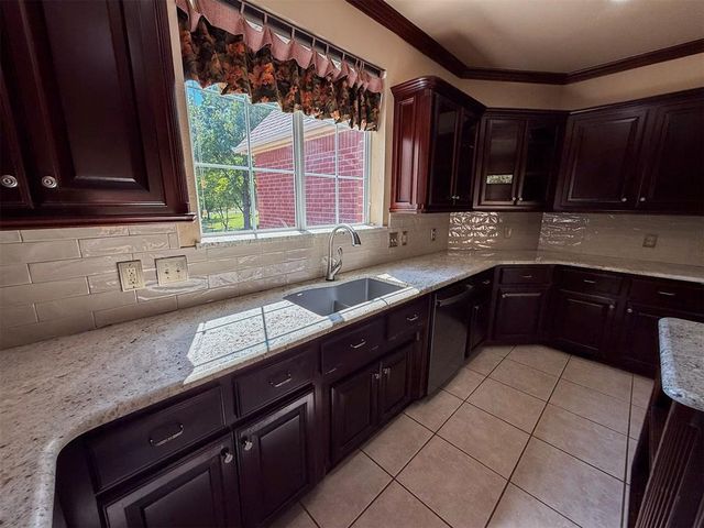 23505 E Waterloo Road, Luther, OK 73054