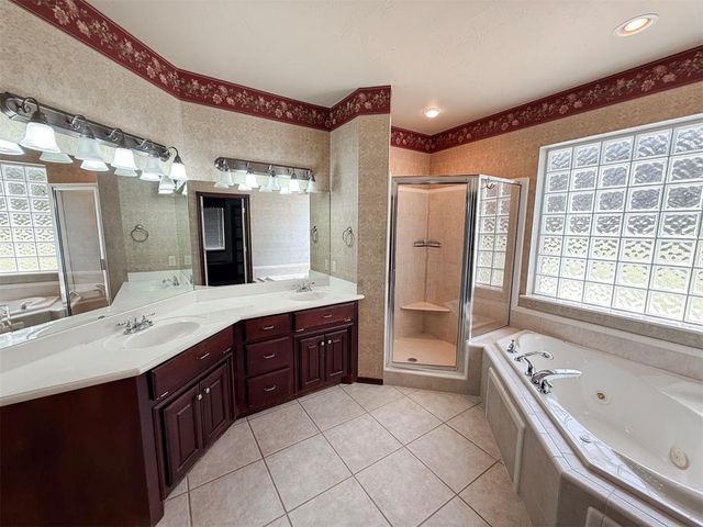 23505 E Waterloo Road, Luther, OK 73054
