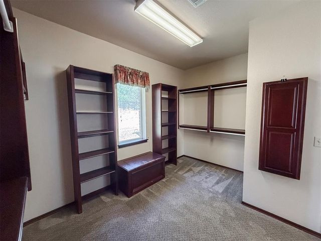 23505 E Waterloo Road, Luther, OK 73054