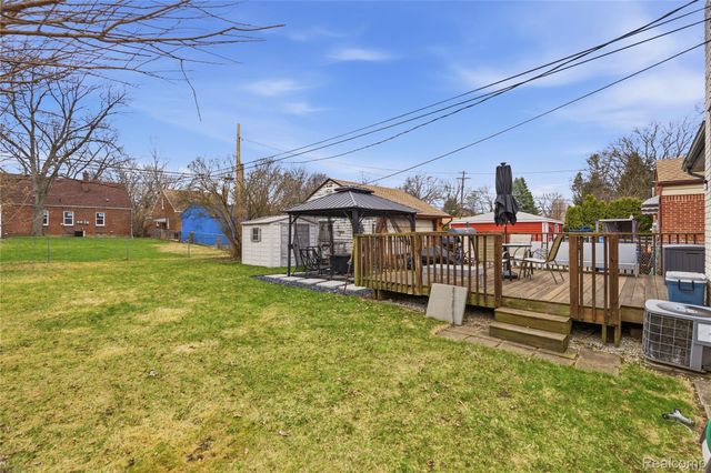 10039 Farley, Redford Charter Township, MI 48239