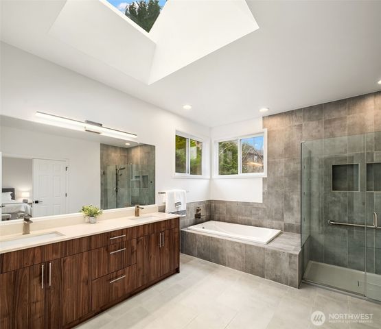 26440 SE 22nd Street, Sammamish, WA 98075