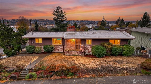 1401 Lincoln Avenue NE, Renton, WA 98056