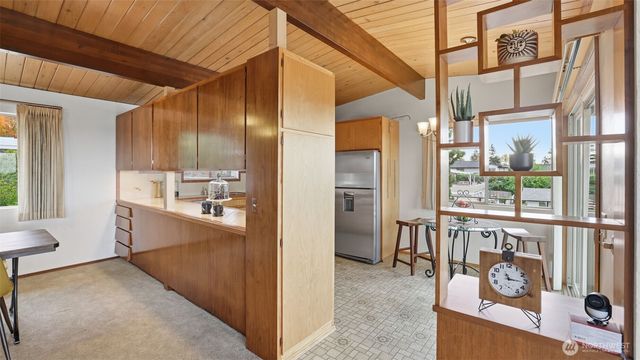 1401 Lincoln Avenue NE, Renton, WA 98056