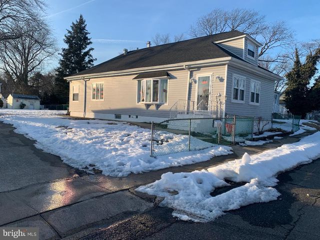 115 YALE AVE, Gloucester City, NJ 08030