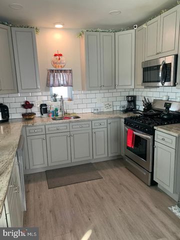 115 YALE AVE, Gloucester City, NJ 08030