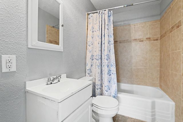 1543 N Spruce Ave., Wichita, KS 67214