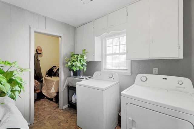 1543 N Spruce Ave., Wichita, KS 67214