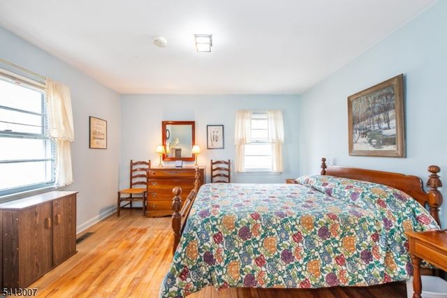 33 Laurel Place, West Caldwell Twp., NJ 07006