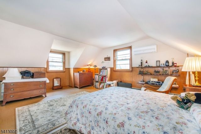 33 Laurel Place, West Caldwell Twp., NJ 07006