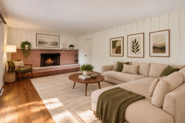 1535 N Haddow Avenue, Arlington Heights, IL 60004