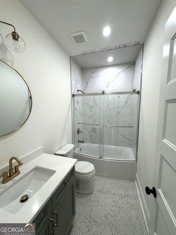 243 Charlton Street, Jesup, GA 31545