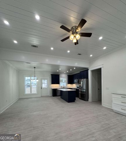 243 Charlton Street, Jesup, GA 31545