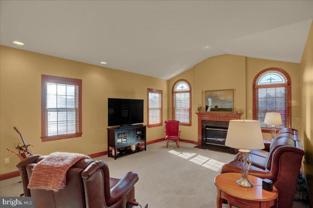 3364 HARWOOD LN, Reading, PA 19608