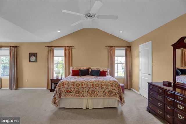 3364 HARWOOD LN, Reading, PA 19608