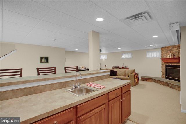 3364 HARWOOD LN, Reading, PA 19608