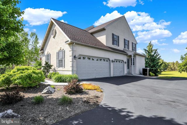 3364 HARWOOD LN, Reading, PA 19608