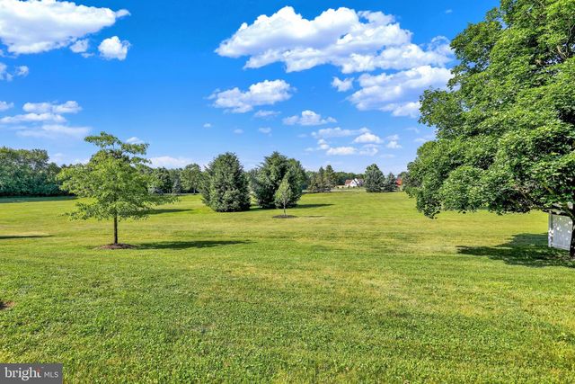 3364 HARWOOD LN, Reading, PA 19608
