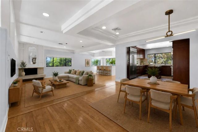 22309 Dolorosa, Los Angeles, CA 91367