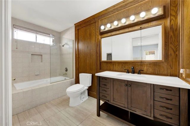 22309 Dolorosa, Los Angeles, CA 91367